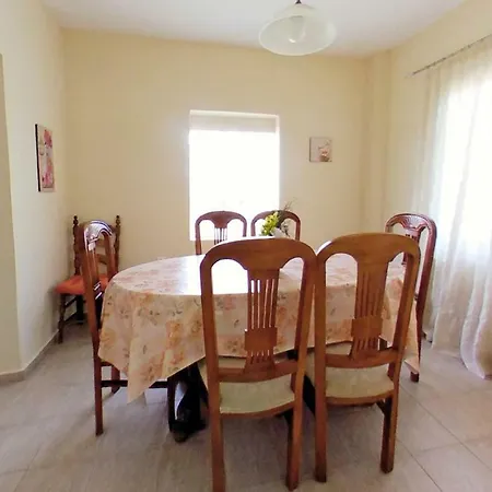 Loutraki Apartamento Pisia