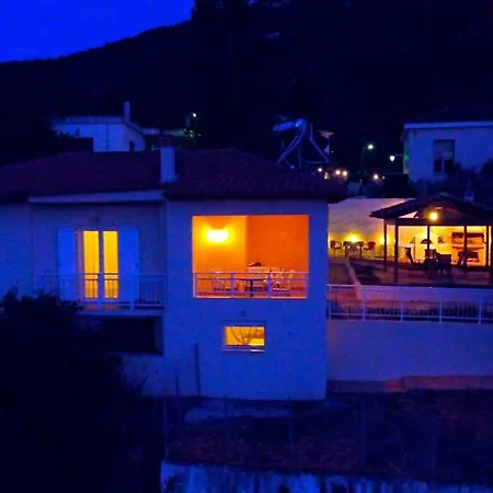 Loutraki Διαμέρισμα *